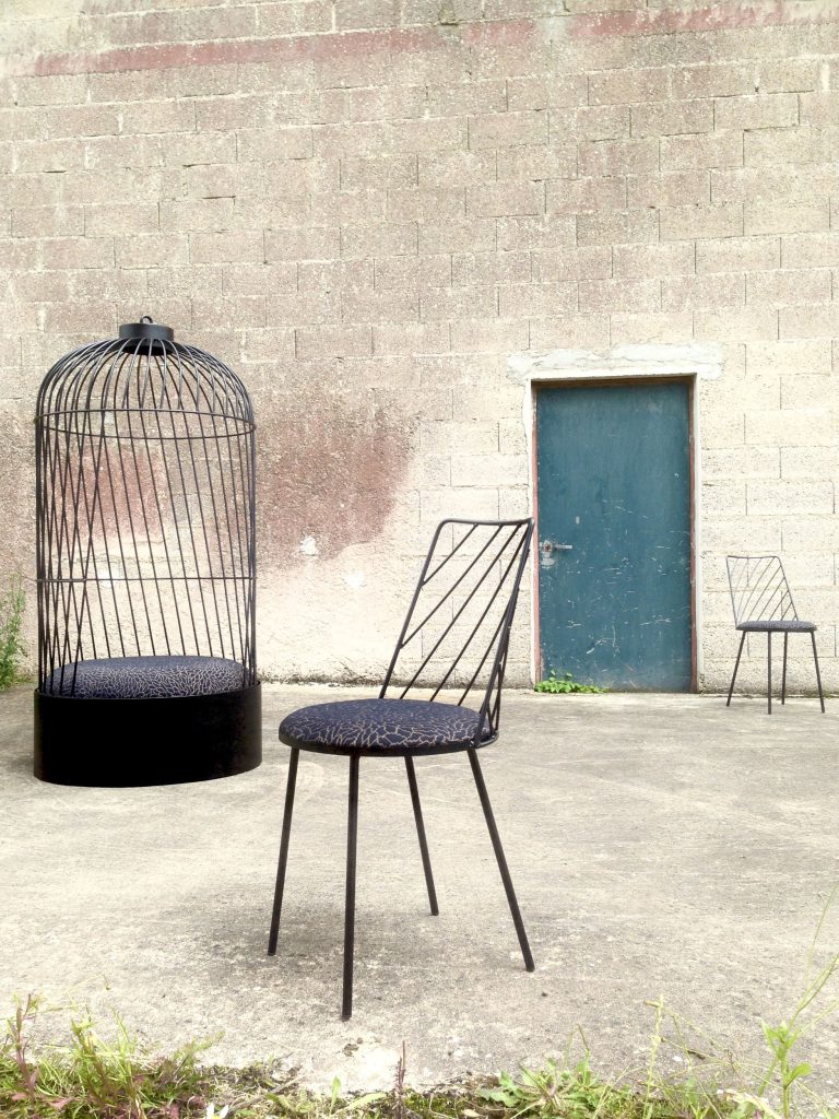 Anouchka Potdevin 2 siège Cage et chaises 2016- atelier - anouchka potdevin