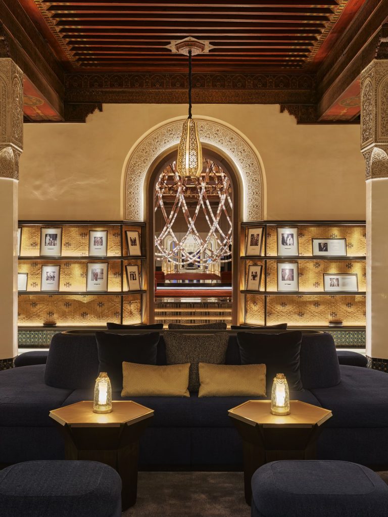 Chandelier, La Mamounia © Anson Smart (10)
