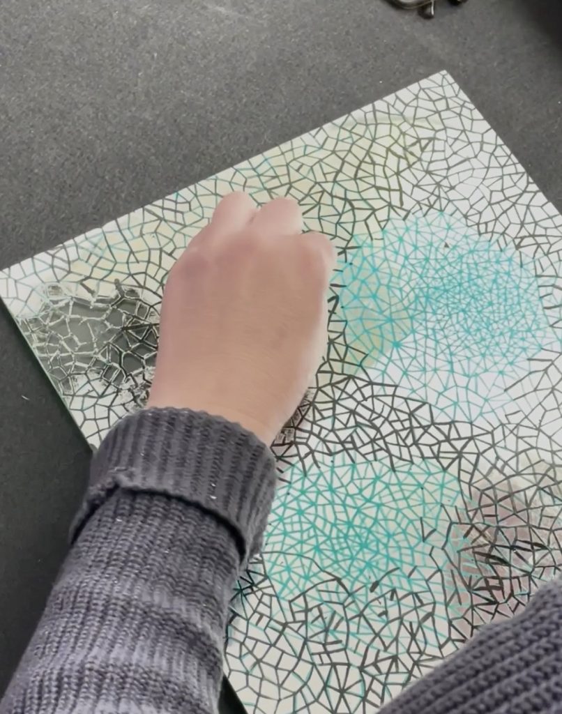 Elizabeth Kent - glass-pattern