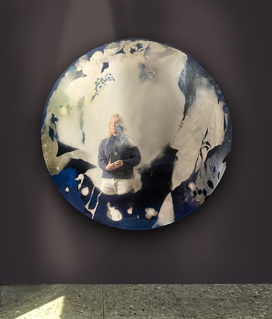 Elizabeth Kent - lightscape-in-DARKROOM