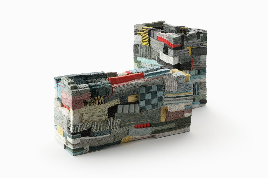 Jongjin Park-Artistic Stratum_Patch_GWRB,26x18x32cm