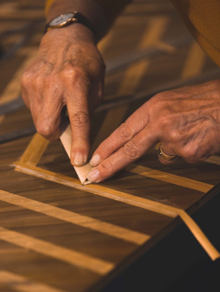 Lison-de-Caunes-marqueterie-de-paille