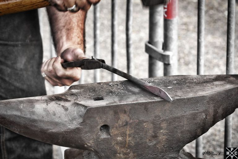 Manus Forge ©FloRiane F