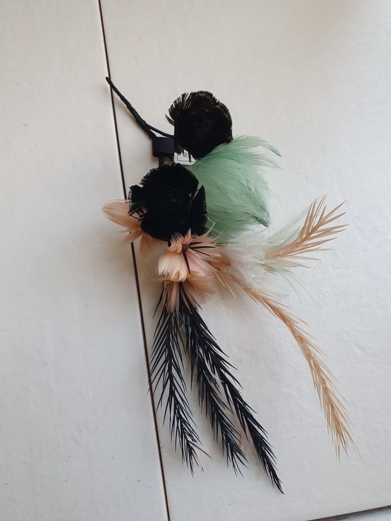 Maud Ruby - Plumes - FLOWERS FEATHERS