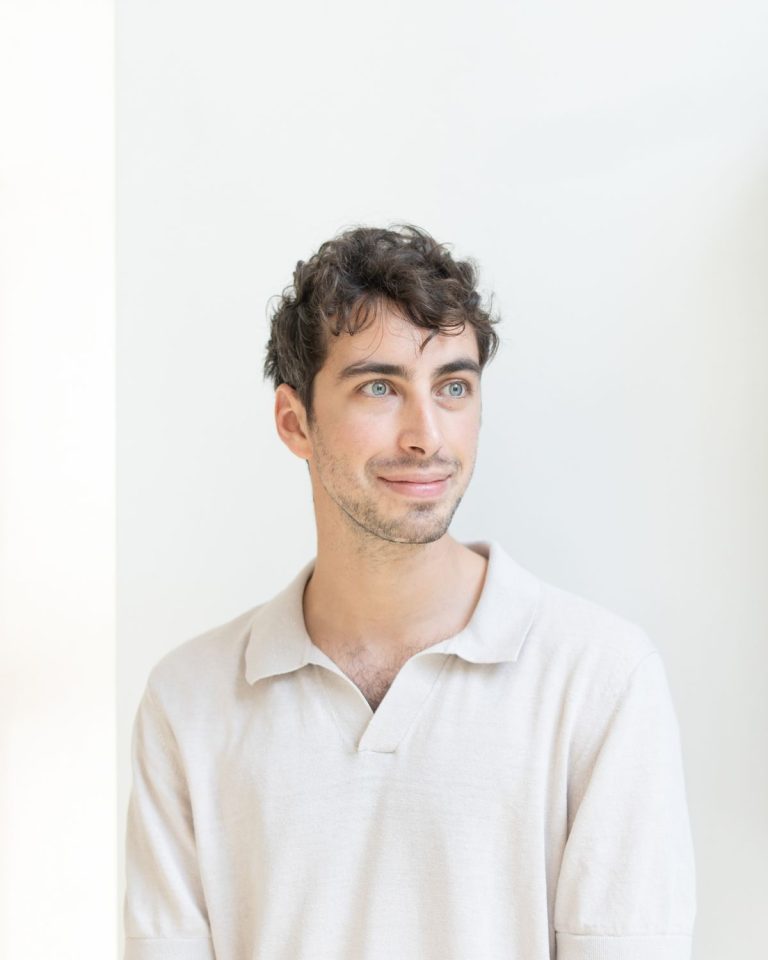 Thomas Noui - portrait ©Astrid Staes